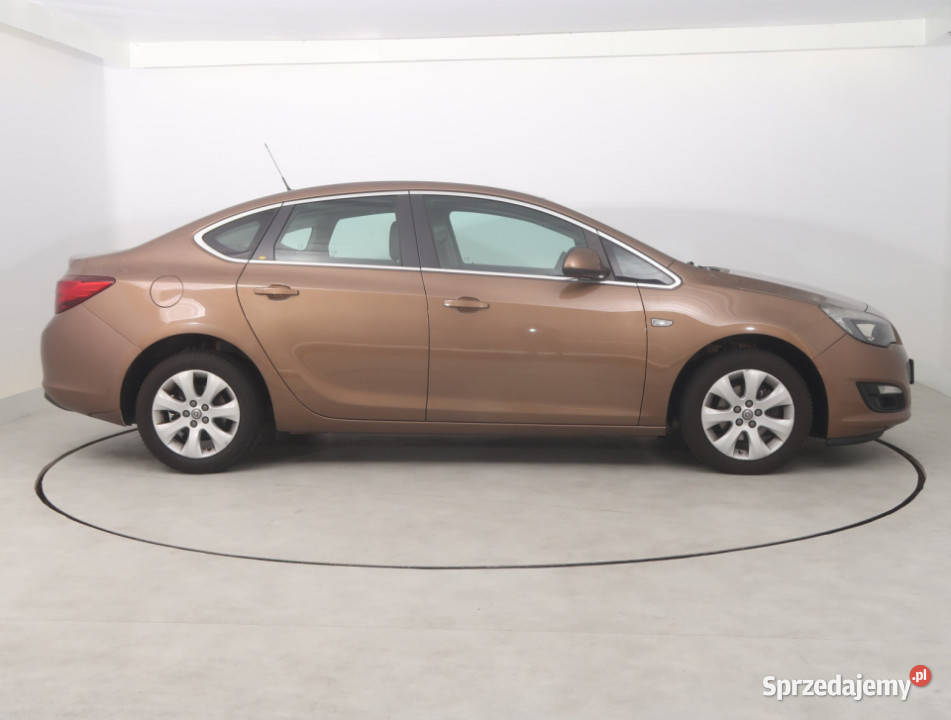 Opel Astra 14 T LPG dolnośląskie Bielany Wrocławskie