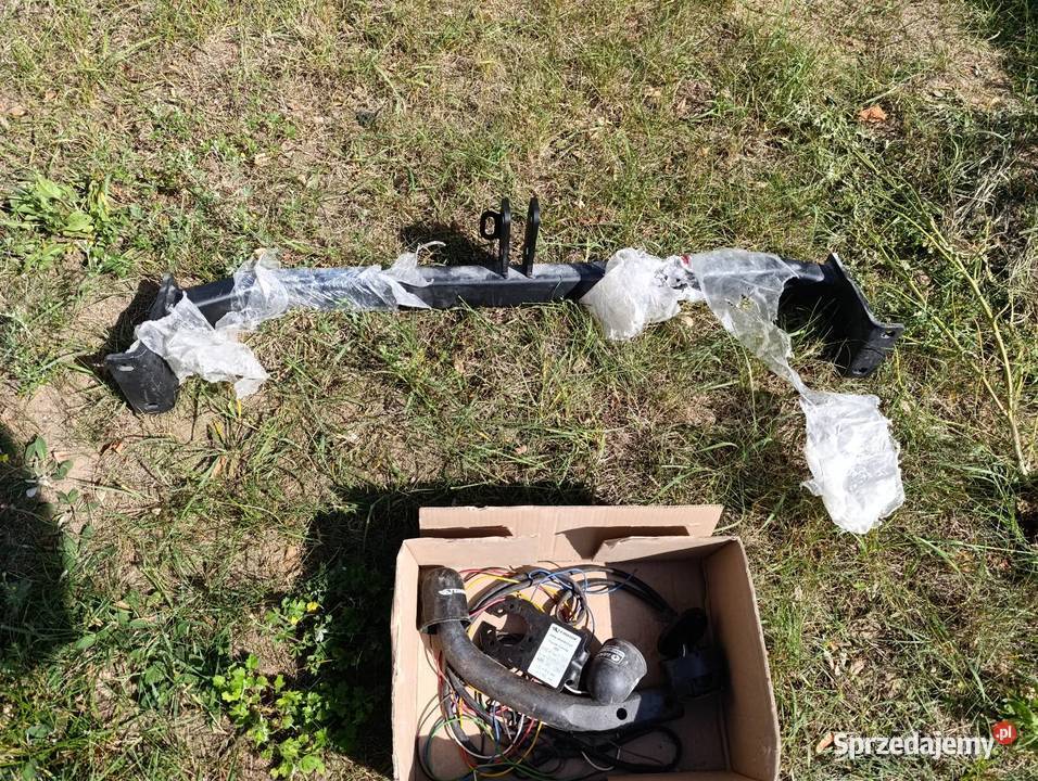 Hak holowniczy Toyota Corolla E12 5d Pozostałe Płock