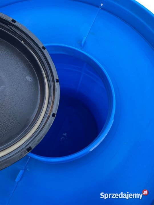 Beczka plastikowa 200 L używana Wyposażenie wnętrz Walichnowy sprzedam