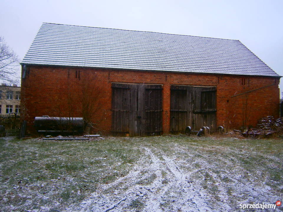 Sprzedam zamienię połowę domu z budynkami dachówka