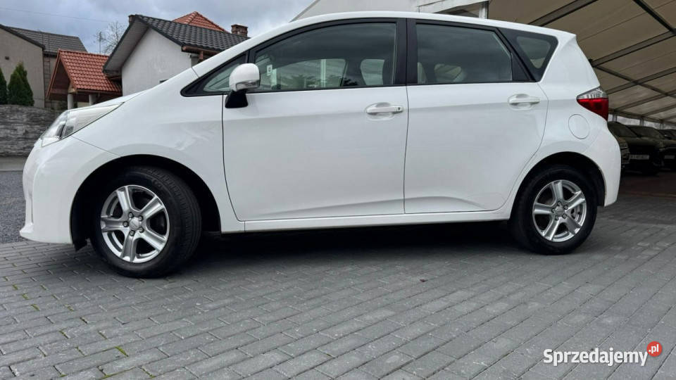 Toyota Verso S 13 Benzyna 100 6 Biegów gniazdo AUX Zduńska Wola