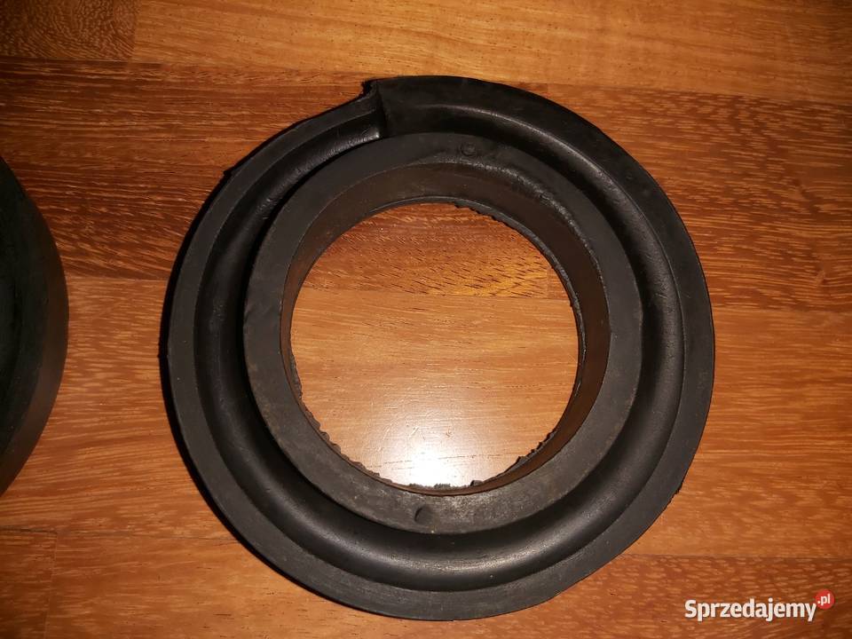 Wartburg 353 Nowa guma gniazda sprężyny przód Piaseczno