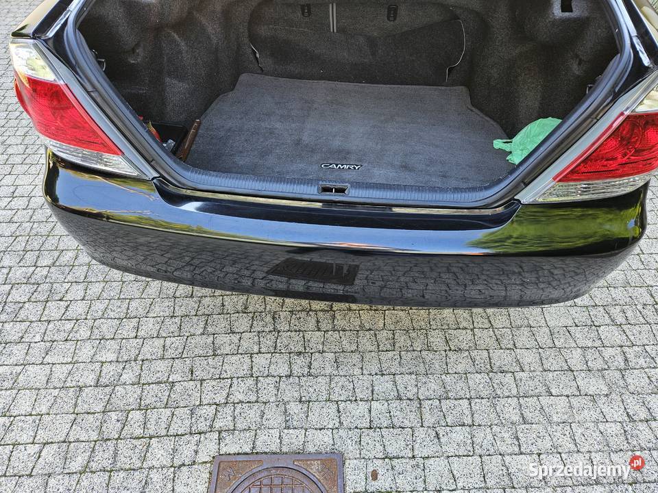Oryginalny czarny Zderzak Tył Toyota Camry V 05r