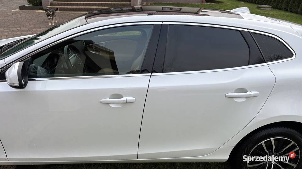 Volvo v40 Inscription manualna Łuków