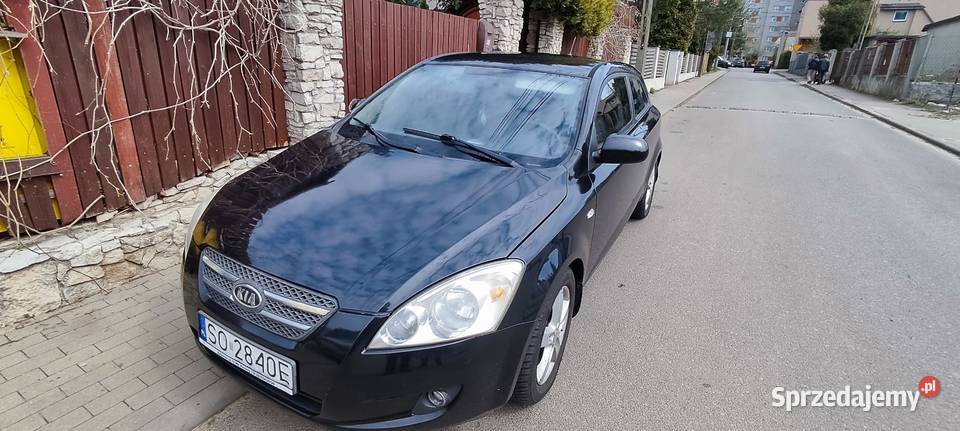 Kia Ceed 14 Benzyna 1 Właściciel Salon Opłaty do śląskie Sosnowiec