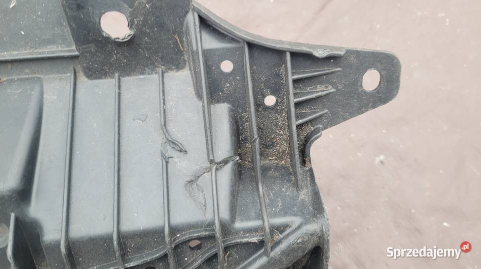 TOYOTA COROLLA E16 OSŁONA PŁYTA POD ZDERZAK Ruda Śląska