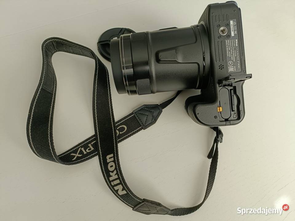 Nikon P900