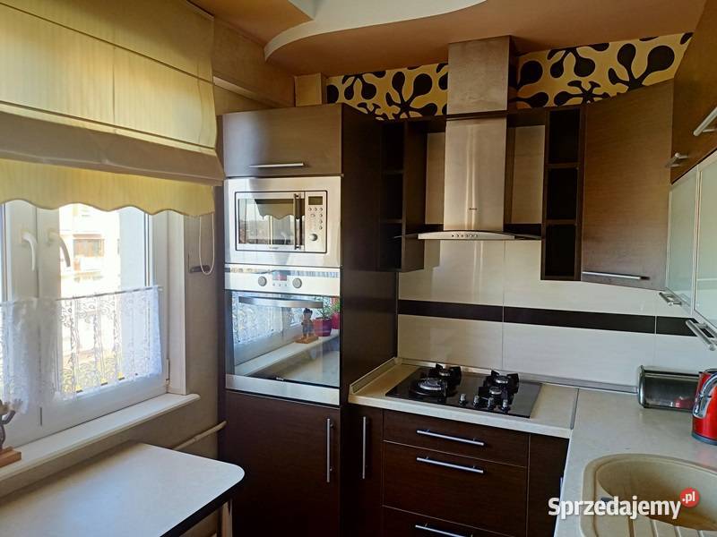Sprzedam mieszkanie 60 m 3 pokoje balkon w pełni