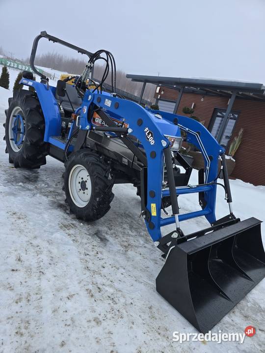 Ciągnik japoński Iseki TG33 nowy ładowacz pomorskie sprzedam