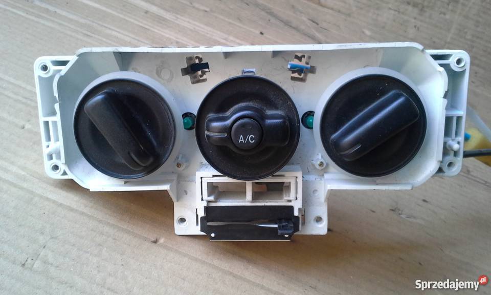 Suzuki Ignis FH 0003 panel sterowania ogrzewania Legnica