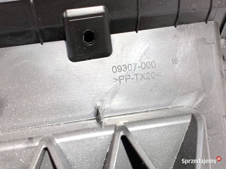 SCHOWEK PASAŻERA BMW F48 Crossover 9339816 PÓŁKA