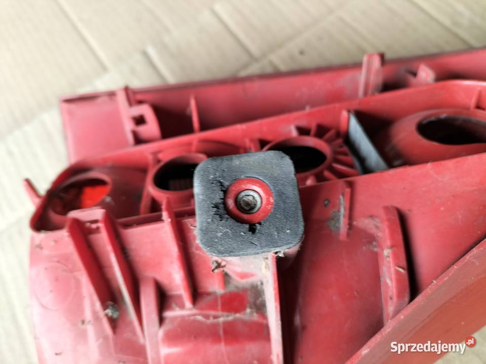 Renault Clio II 2 LAMPA TYŁ TYLNA PRAWA Kamień-Kolonia sprzedam