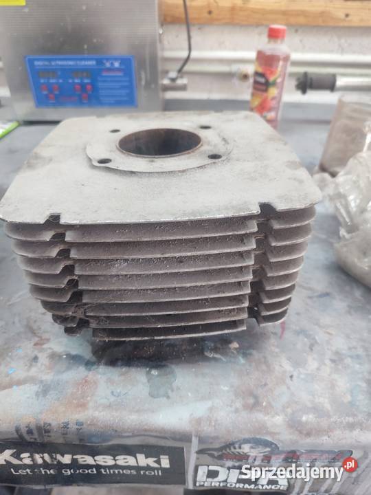 Cylinder etz 250 Łuków