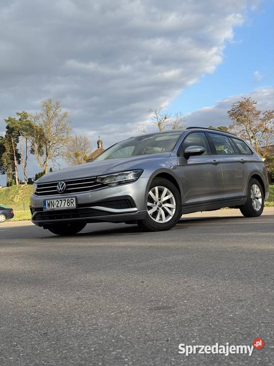 Volkswagen Passat B8 15 2022r 15 TSI DSG Passat Leoncin