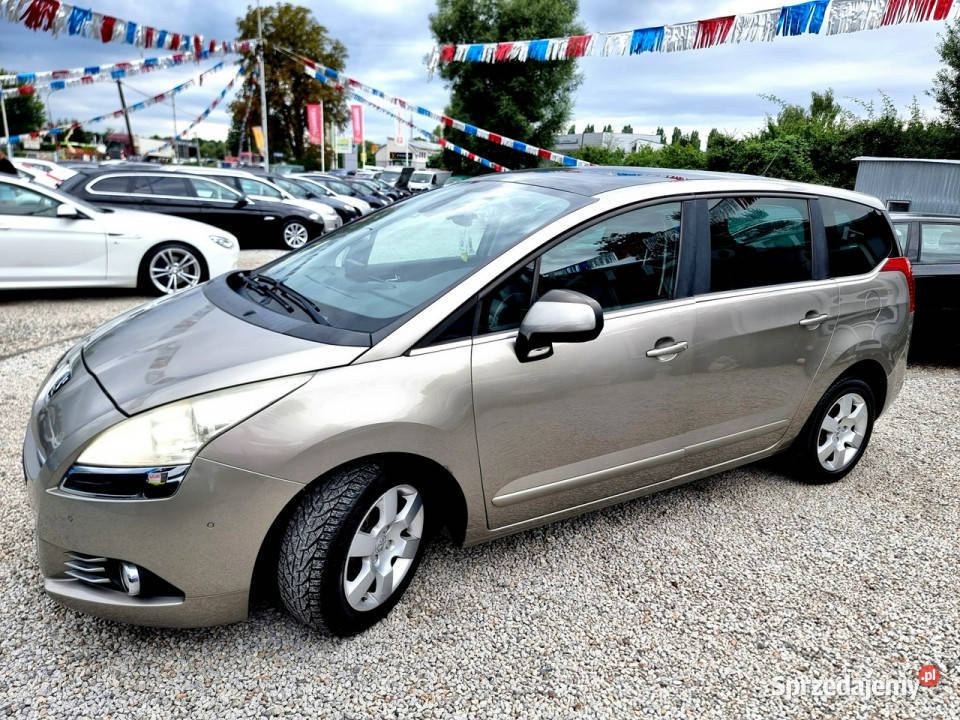 Peugeot 5008 Navi Panorama Head Up 120 16 benz 156KM Świdnica