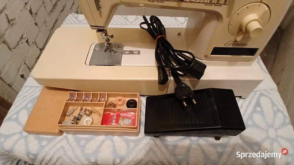 Sprzedam maszynę do szycia Łucznik FINESSE Zgierz sprzedam