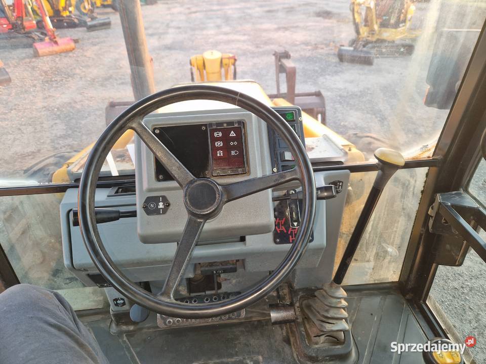 Koparkoładowarka MASSEY FERGUSON Fermec 960 Ryżki