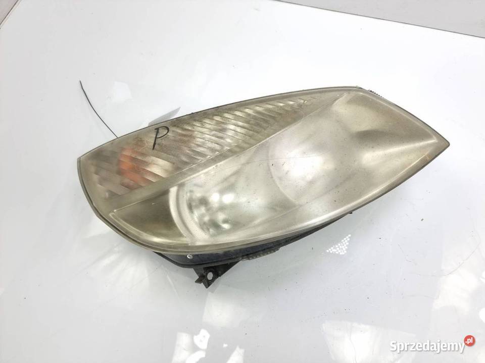 LAMPA PRAWA PRZÓD RENAULT MEGANE SCENIC II osobowe Lipno