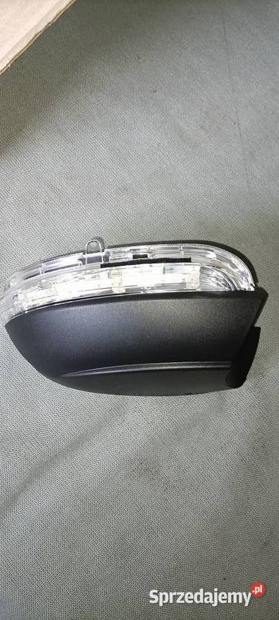 KIERUNKOWSKAZ LAMPA VW PASSAT CC 3C8949102D Luzino