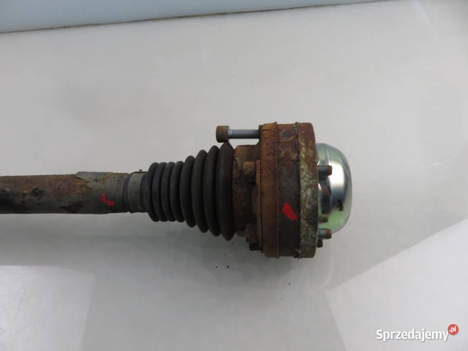 PÓŁOŚ PRAWA TYLNA AUDI A4 B8 20 TDI quattro osobowe