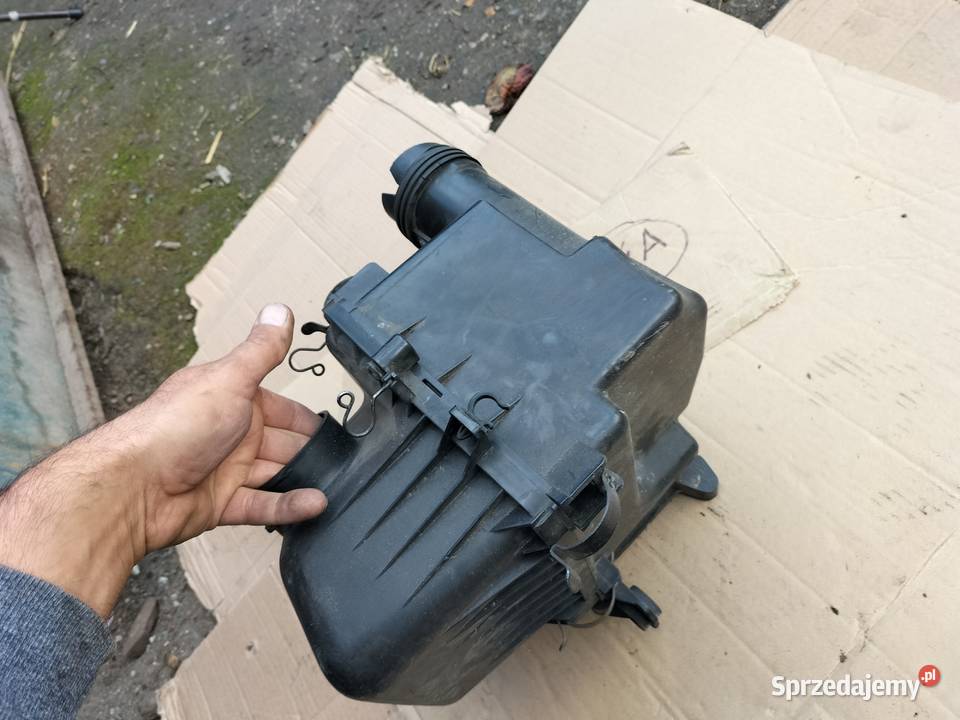 KIA CEED OBUDOWA FILTRA POWIETRZA osobowe Kamień-Kolonia sprzedam