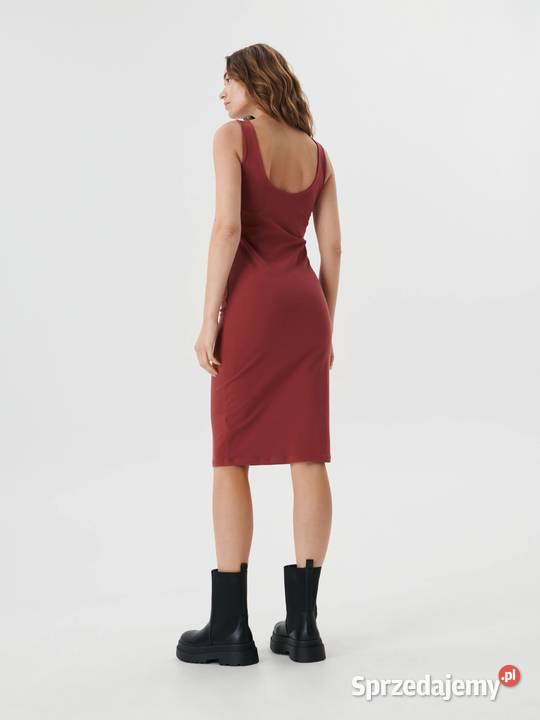 sukienka z dekoltem na plecach Sinsay