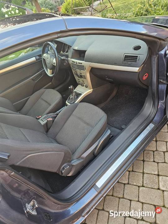 Sprzedam Opel Astra H Cabrio nieuszkodzony Jarosław