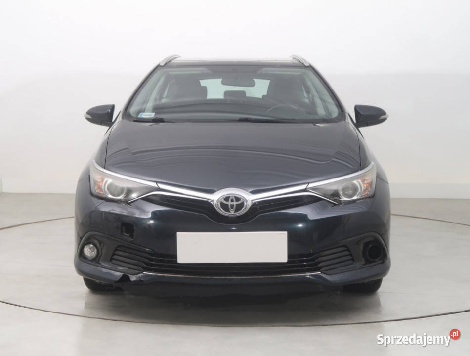 Toyota Auris 16 Valvematic Samochody osobowe