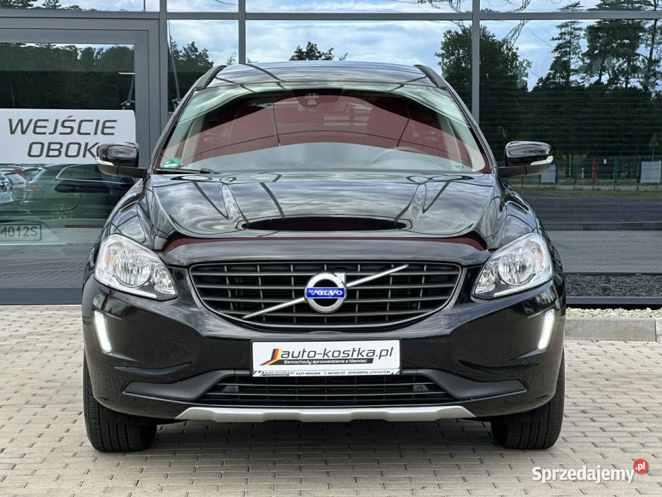 Volvo XC 60 Półskóra Elklapa Grzane fotele elektryczne lusterka