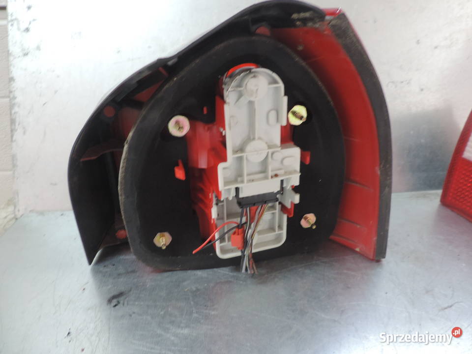 AUDI A3 8L FL LAMPA LEWY TYŁ Nowy Sącz sprzedam