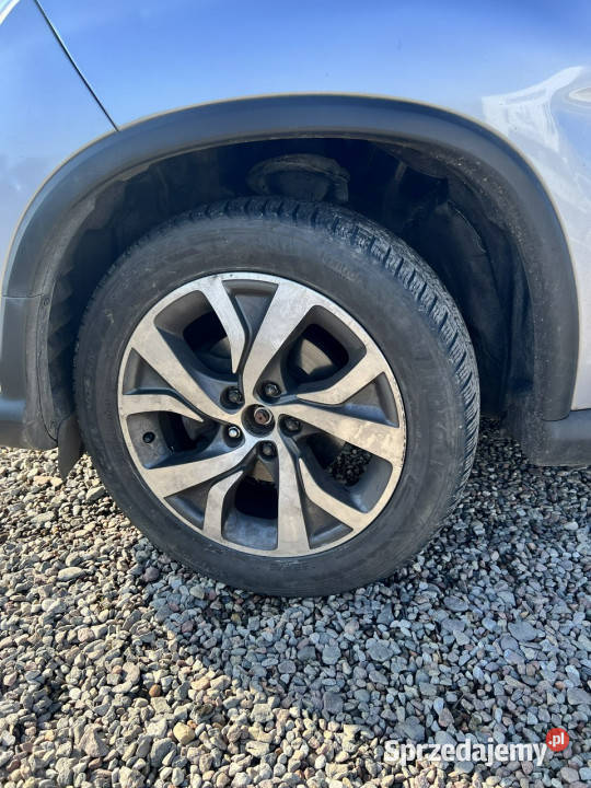 Citroen C4 Odkryj wszechstronność i styl z czujnik deszczu C4