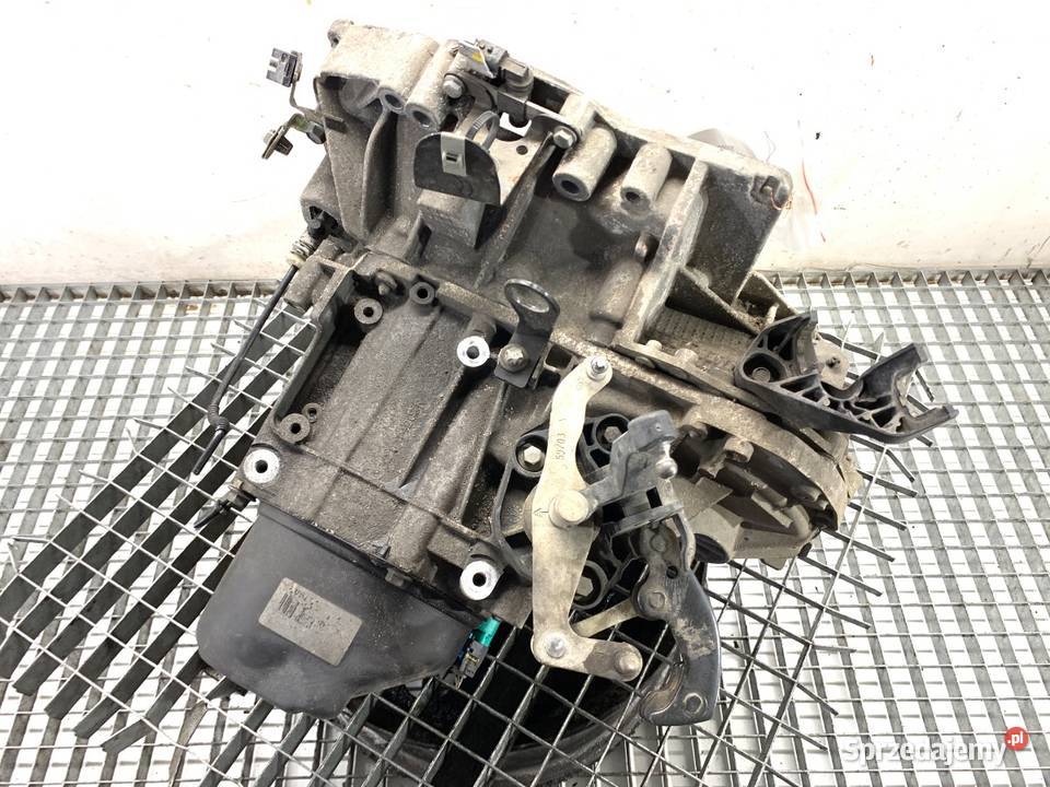 SKRZYNIA BIEGÓW RENAULT CLIO IV JH3905 12 73 osobowe Skrzyni biegów