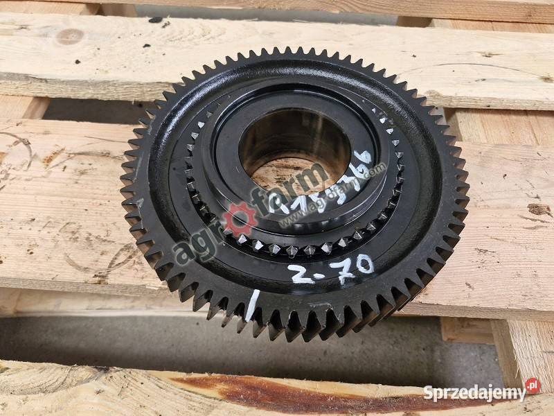 Koło zębate John Deere 6810 6910 6930