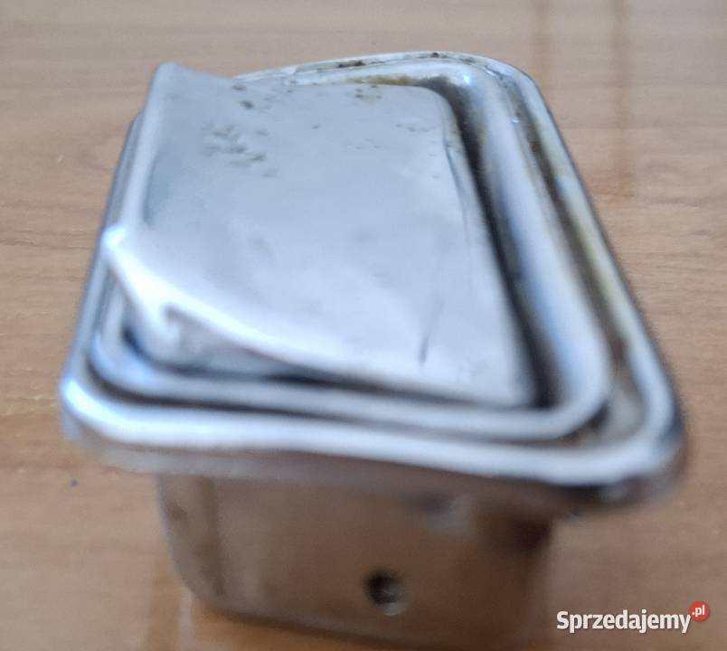 Popielniczka samochodowa chromowana retro lubelskie Lublin sprzedam