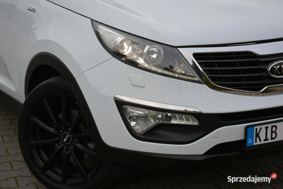 Kia Sportage Automat AWD Xenon Ledy Navi światła do jazdy dziennej
