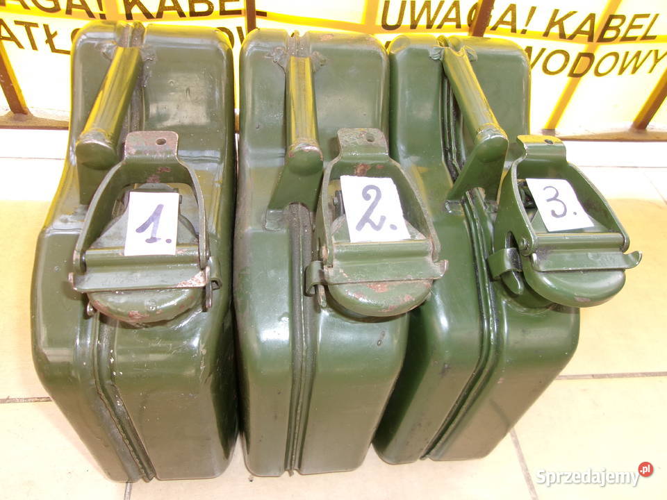 Kanistry z zasobów wojskowych blaszane 5 litrowe Przybory kuchenne Legionowo