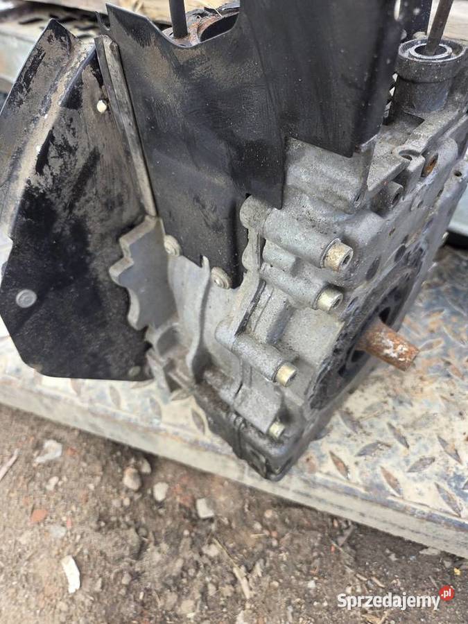 Hatz1b 20 silnik korpus blok wału głowica tłumik Pozostałe Namysłów