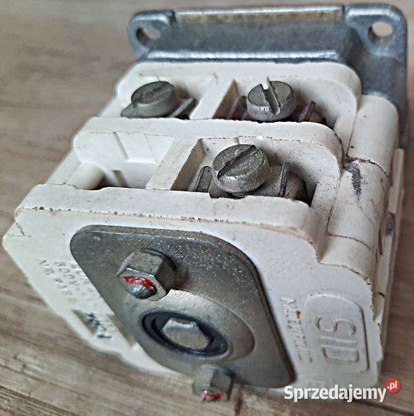 Włącznik wyłącznik tablicowy Łuk 25 25 A 250500 Ostrów Wielkopolski