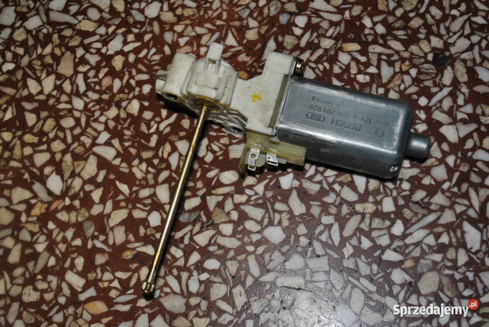 Silnik zagłówka fotela pasażera BMW E46 E64 Poręba