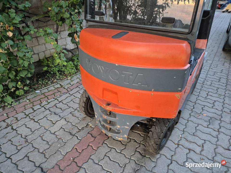 Wózek widłowy Toyota 7FBMF 16 2005r wózek Lwówek sprzedam