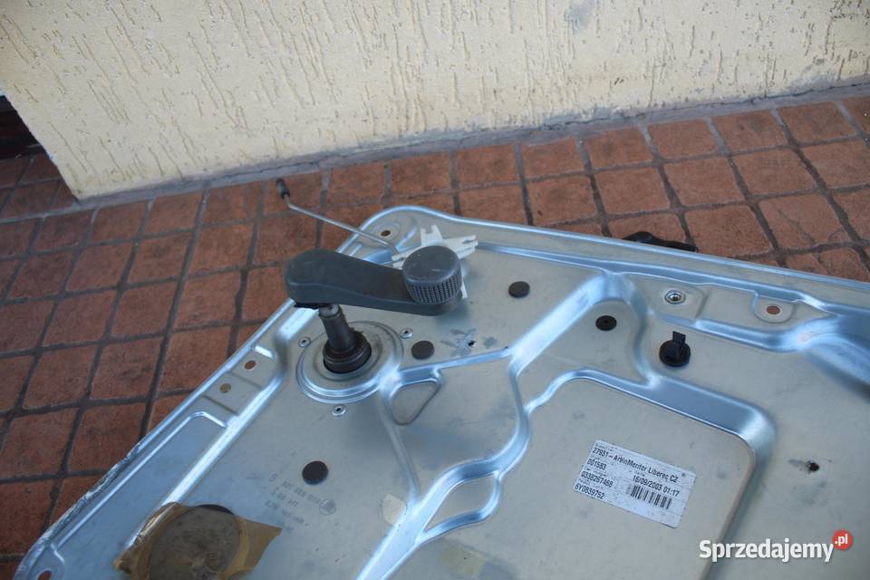 MECHANIZM PODNOŚNIK SZYBY PRAWY TYŁ SKODA FABIA