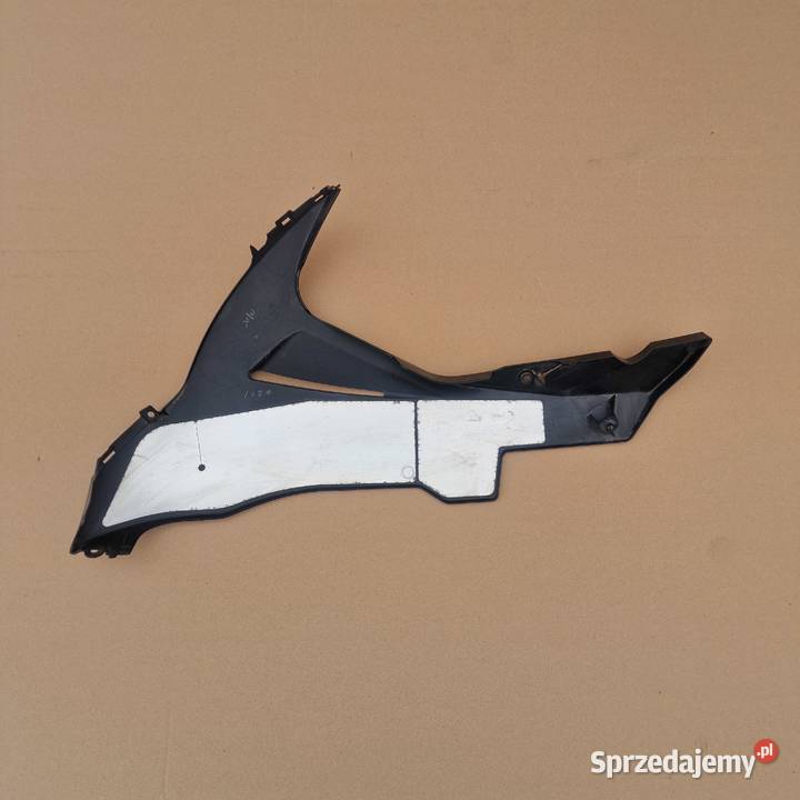 SUZUKI GSXR GSXR 600 750 L1 L7 11 PŁUG OSŁONA Bieleń sprzedam