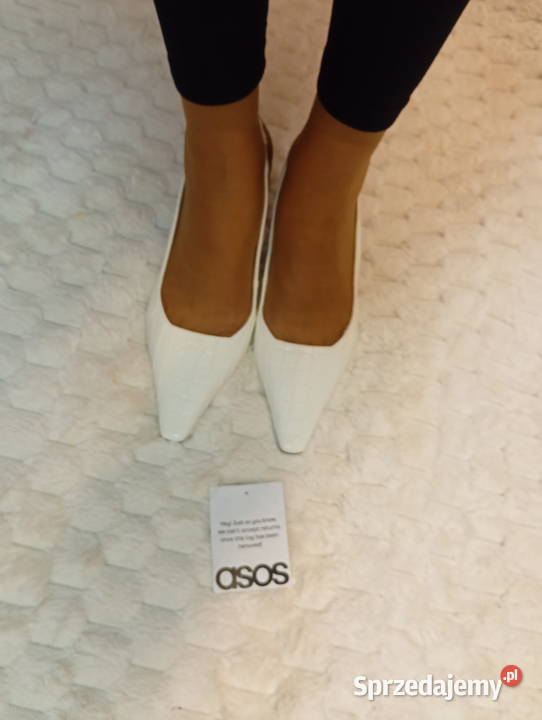 41 ASOS Białe teksturowane czółenka z odkrytą Asos Kraków