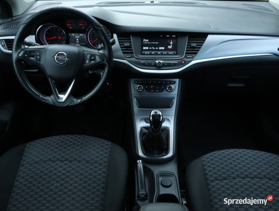 Opel Astra 14 T Piaseczno