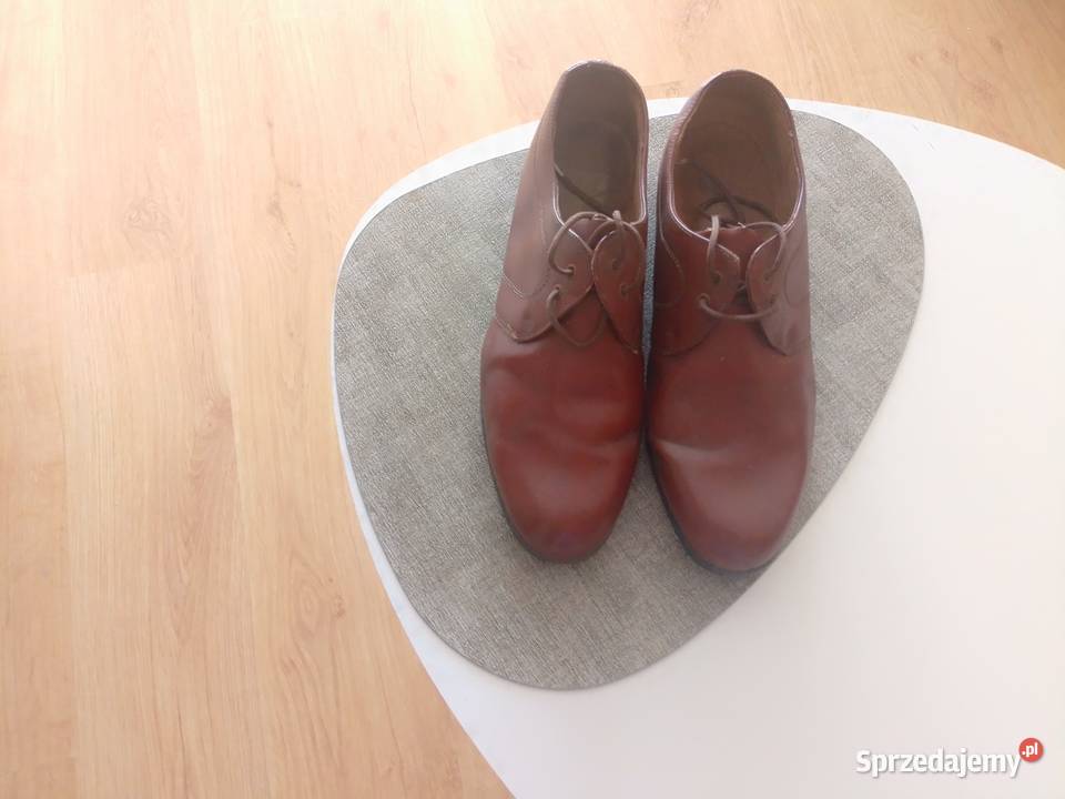 Sprzedam buty skórzane w dbstanie Ełk