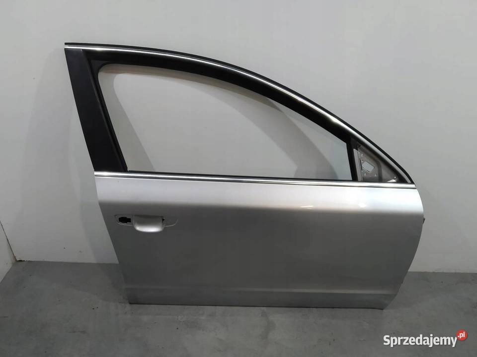 DRZWI PRAWE PRZÓD LA7W Skoda Superb II 20082015