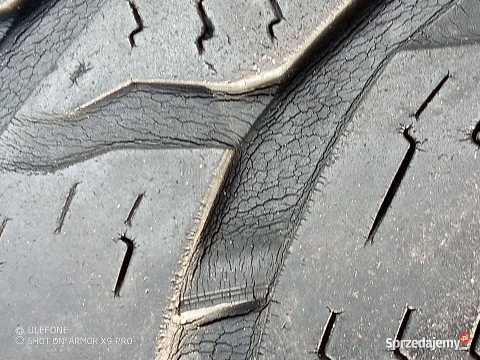 sprzedam opony zimowe 2 nokian 100h 21570 r16 sprzedam
