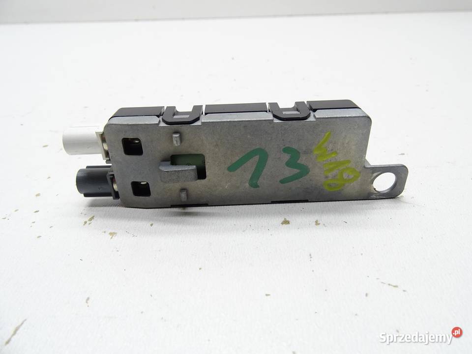 WZMACNIACZ ANTENY ANTENOWY 8T0035225C AUDI A5 8T małopolskie sprzedam