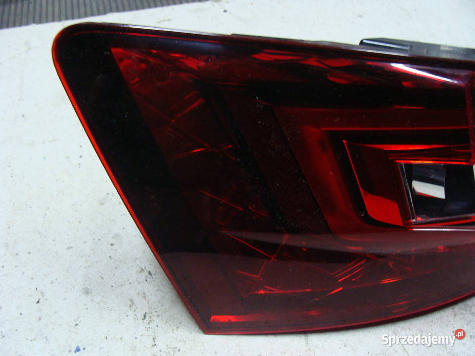 SKODA SUPERB III KOMBI LAMPA TYLNA LEWA zachodniopomorskie Goleniów