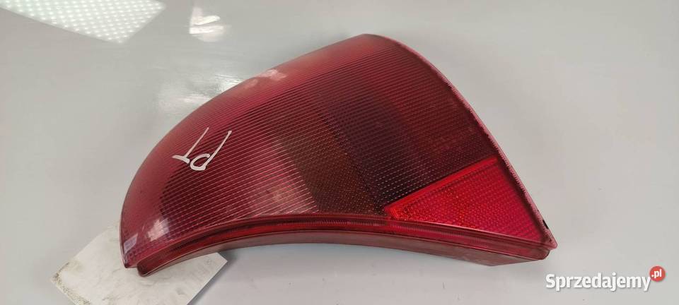 LAMPA PRAWA TYŁ RENAULT CLIO II Lipno